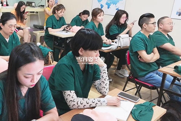 哈尔滨针剂注射培训在哪学习？一个好的培训学校！